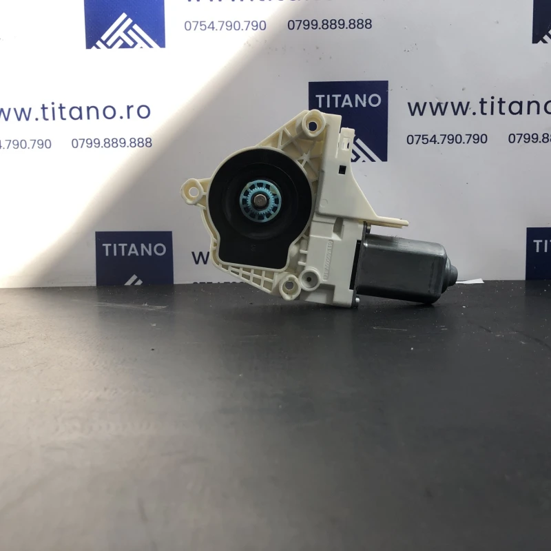 Motoras geam stanga fata Seat 