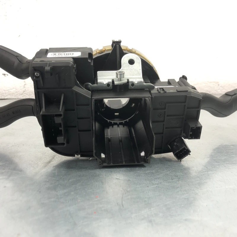 Spira volan cu manete / Audi A6 C6 2008 / Audio si electronice