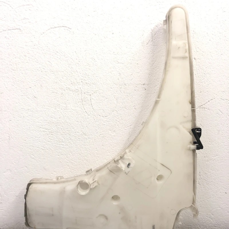 Vas lichid parbriz strop gel / BMW Seria 3 E91 LCI 2012 / Caroserie, oglinzi si faruri