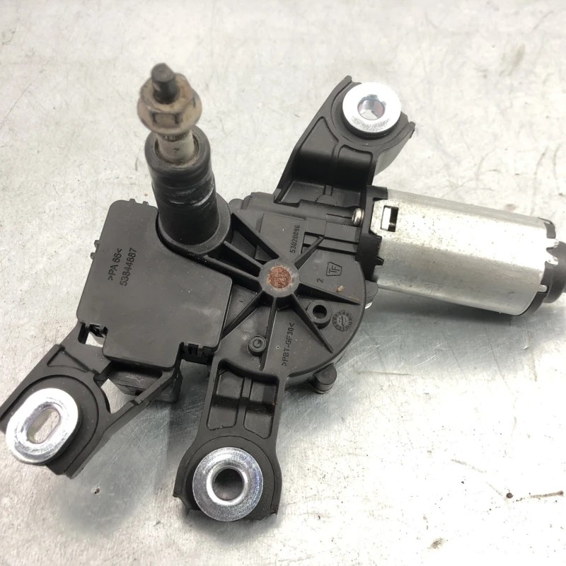 Motoras stergator haion / Volkswagen Golf MK6 2011 / Caroserie, oglinzi si faruri