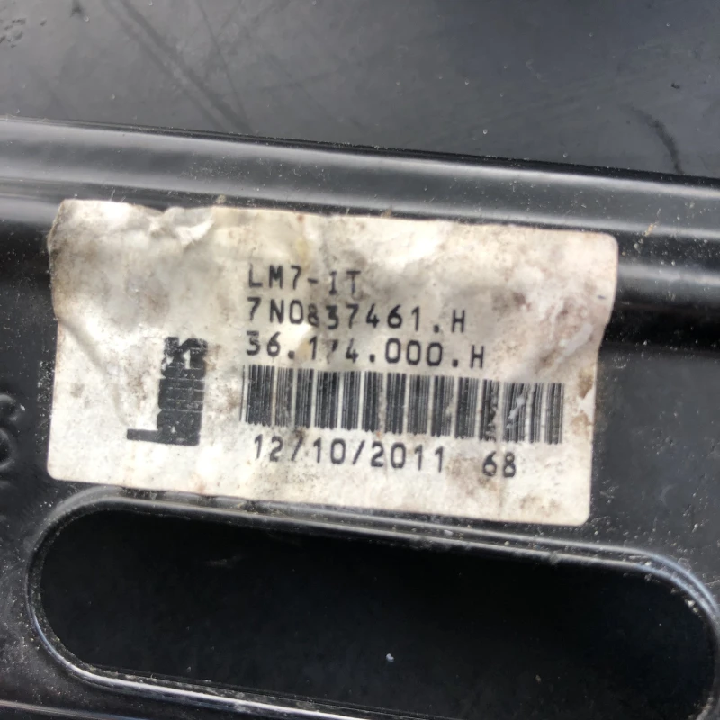 Macara geam dreapta fata / Seat Alhambra 7N 2012 / Caroserie, oglinzi si faruri