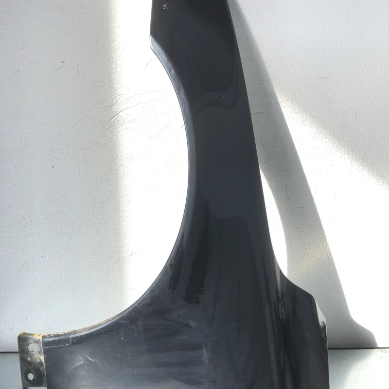Aripa stanga fata / Volvo V70 V70 2010 / Caroserie, oglinzi si faruri