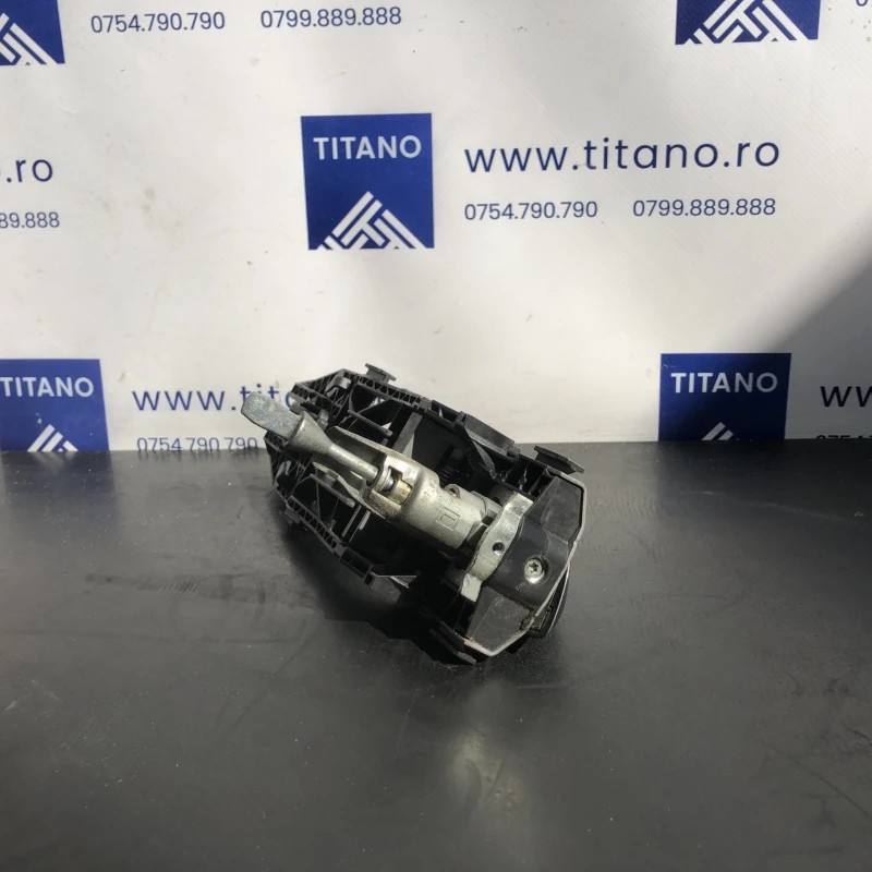 Maner usa stanga fata / Seat Alhambra 7N 2012 / Caroserie, oglinzi si faruri
