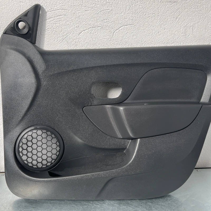 Panou tapiterie usa dreapta fata Dacia Sandero Sandero B90 2016