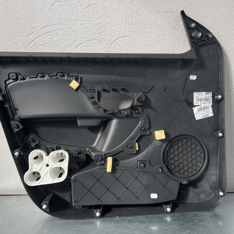 Panou tapiterie usa dreapta fata / Dacia Sandero Sandero B90 2016 / Interior