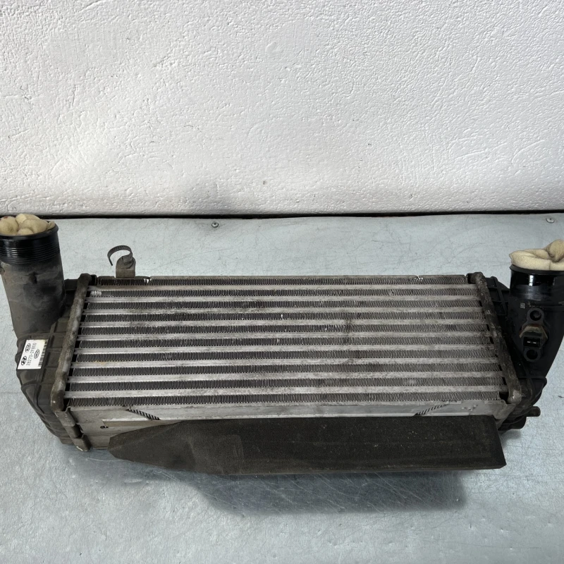 Radiator intercooler / Kia Sorento Sorento 2013 / Motor, racire si evacuare