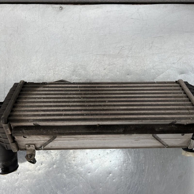 Radiator intercooler / Kia Sorento Sorento 2013 / Motor, racire si evacuare