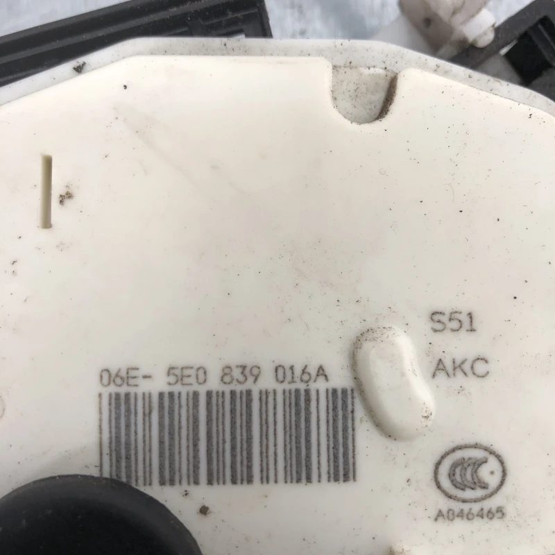 Iala broasca usa dreapta spate / Skoda Octavia 3 5E 2014 / Caroserie, oglinzi si faruri