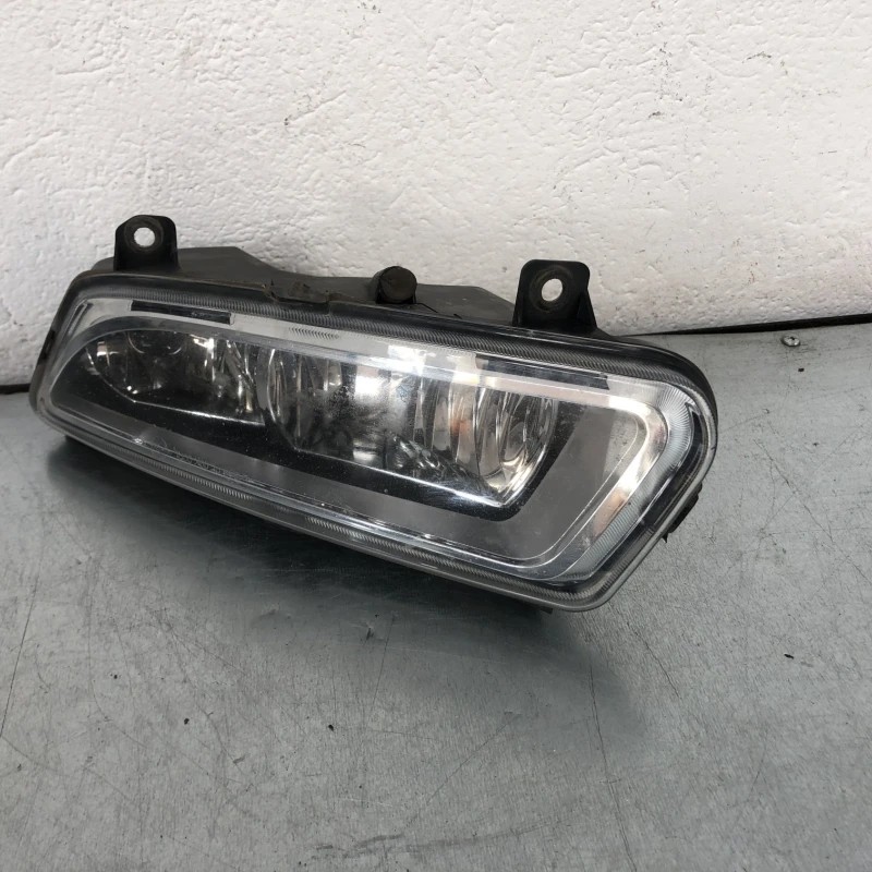 Proiector stanga / Volkswagen Polo 6R 2010 / Caroserie, oglinzi si faruri