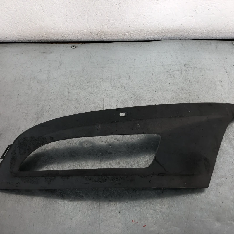 Grila proiector stanga Volkswagen 