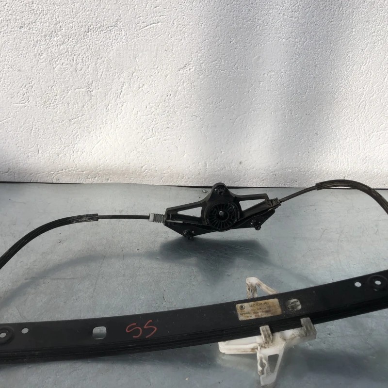 Macara geam stanga spate Skoda Octavia 3 5E 2014