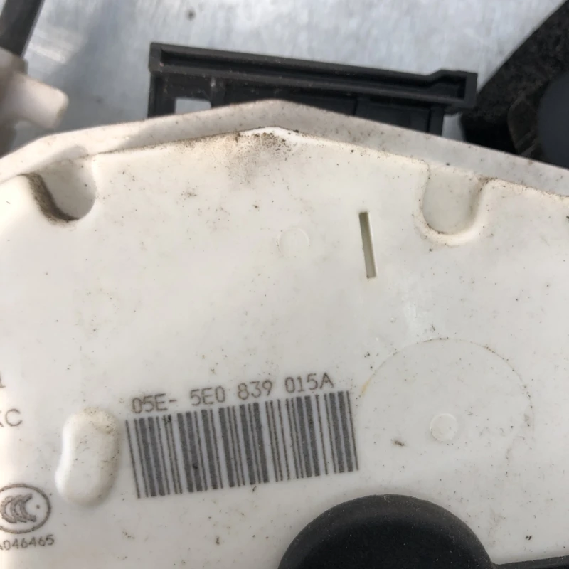 Iala broasca usa stanga spate / Skoda Octavia 3 5E 2014 / Caroserie, oglinzi si faruri