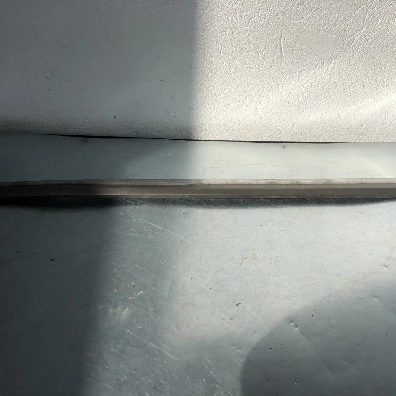Bandou usa stanga fata / Skoda Superb II 3T 2012 / Caroserie, oglinzi si faruri