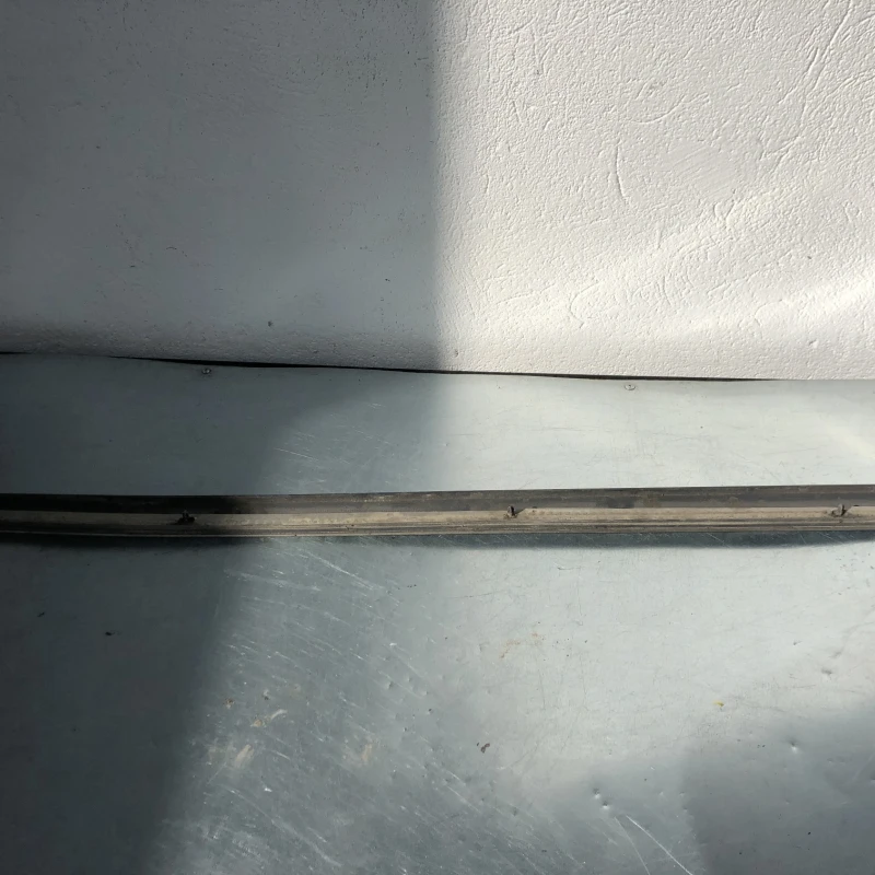 Bandou usa stanga fata / Skoda Superb II 3T 2012 / Caroserie, oglinzi si faruri