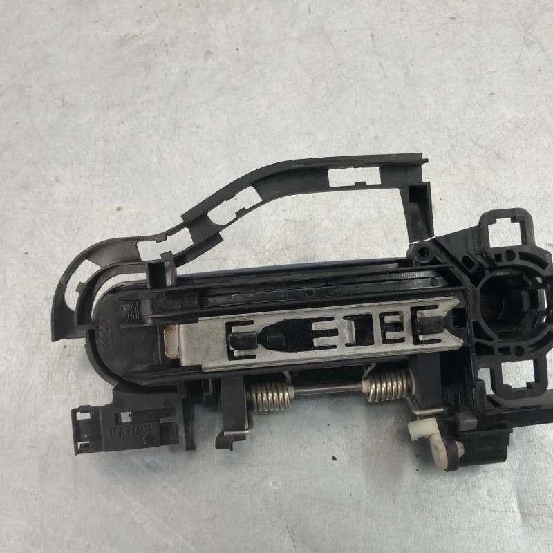Maner usa stanga spate / Audi A6 C6 2008 / Caroserie, oglinzi si faruri