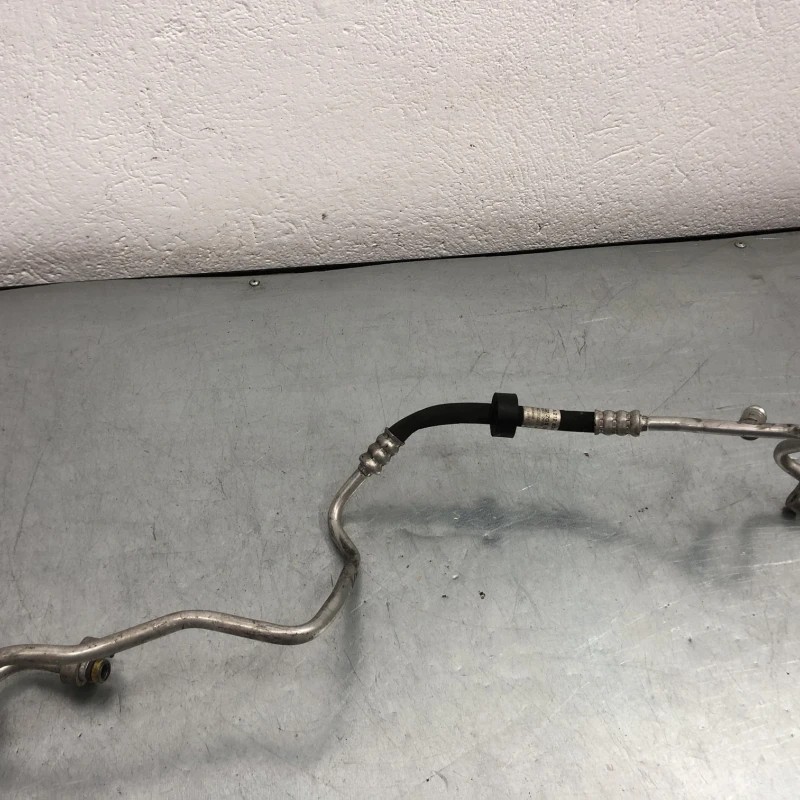 Conducta clima / Mercedes-Benz E Class W212 2010 / Climatizare