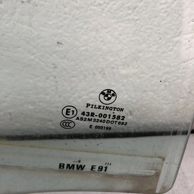 Geam dreapta spate / BMW Seria 3 E91 LCI 2011 / Caroserie, oglinzi si faruri