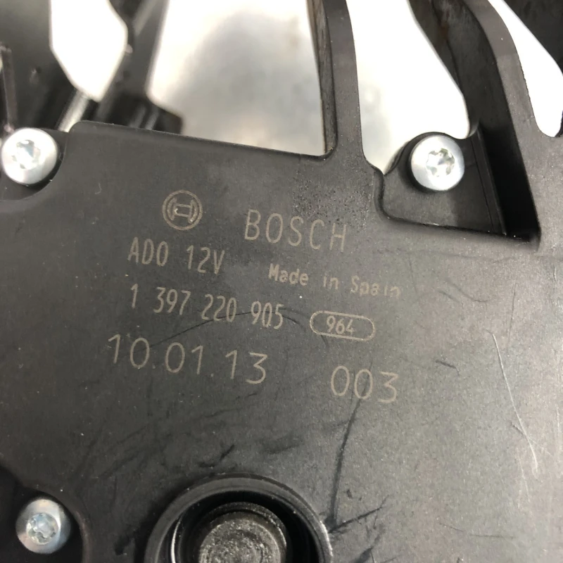 Motoras stergatoare parbriz / BMW Seria 3 E91 LCI 2011 / Caroserie, oglinzi si faruri
