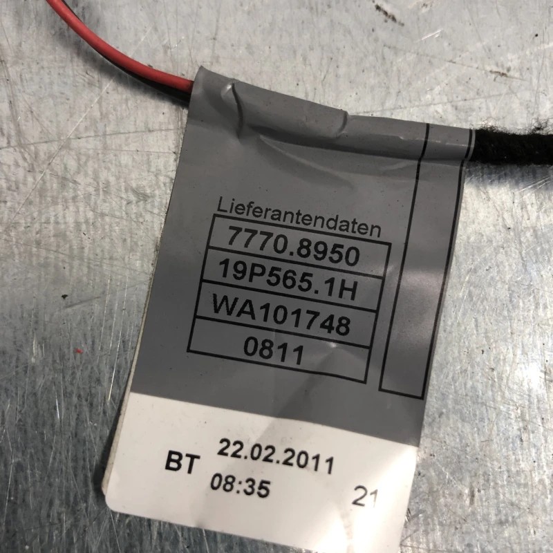 Maner usa dreapta fata / BMW Seria 1 E87 LCI 2011 / Caroserie, oglinzi si faruri