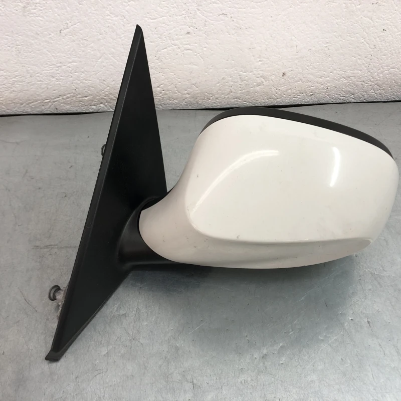 Oglinda stanga / BMW Seria 1 E87 2011 / Caroserie, oglinzi si faruri