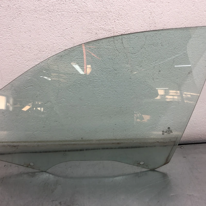 Geam stanga fata BMW 