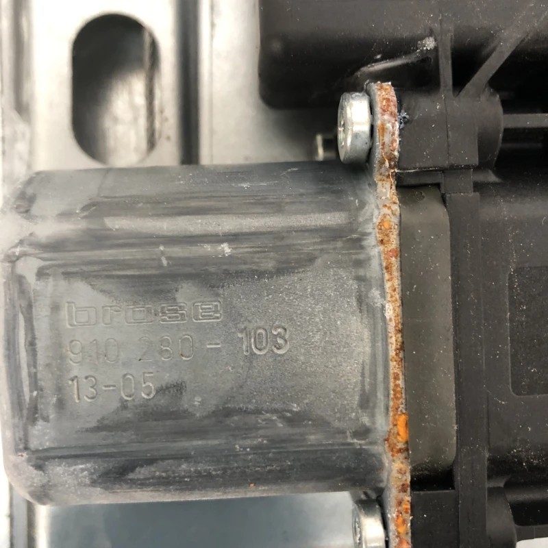 Macara geam dreapta spate / Opel Insignia A 2013 / Caroserie, oglinzi si faruri