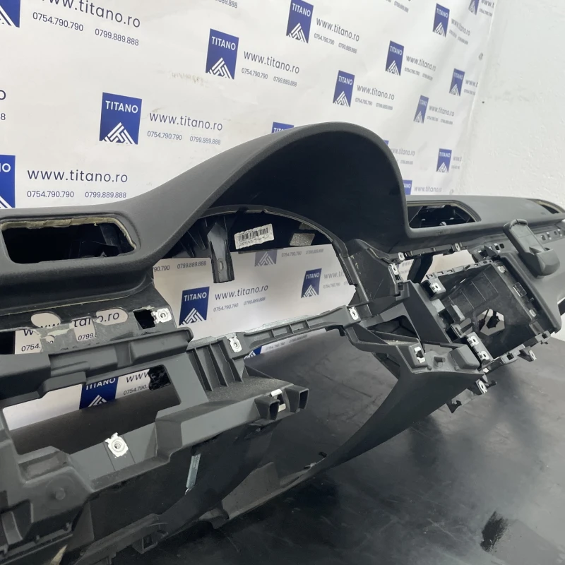 Plansa bord / Volkswagen Passat B7 2012 / Interior