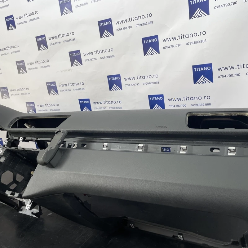 Plansa bord / Volkswagen Passat B7 2012 / Interior