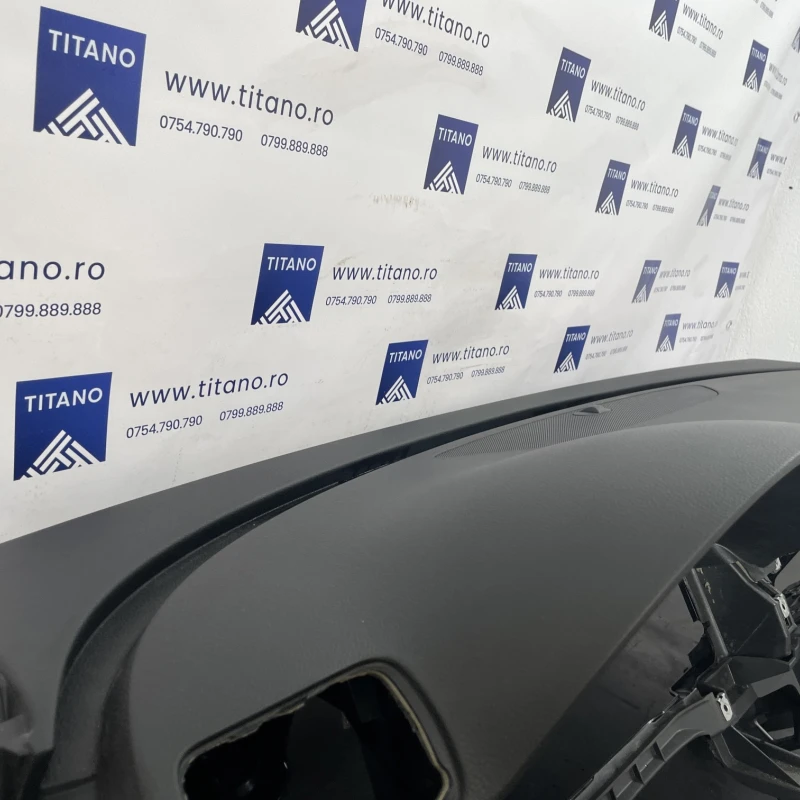 Plansa bord / Volkswagen Passat B7 2012 / Interior