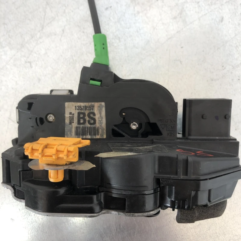 Iala broasca usa stanga spate / Opel Insignia A 2013 / Caroserie, oglinzi si faruri