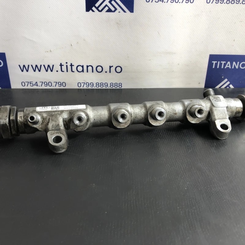 Rampa injectoare cu senzor Audi Q5 8R 2013