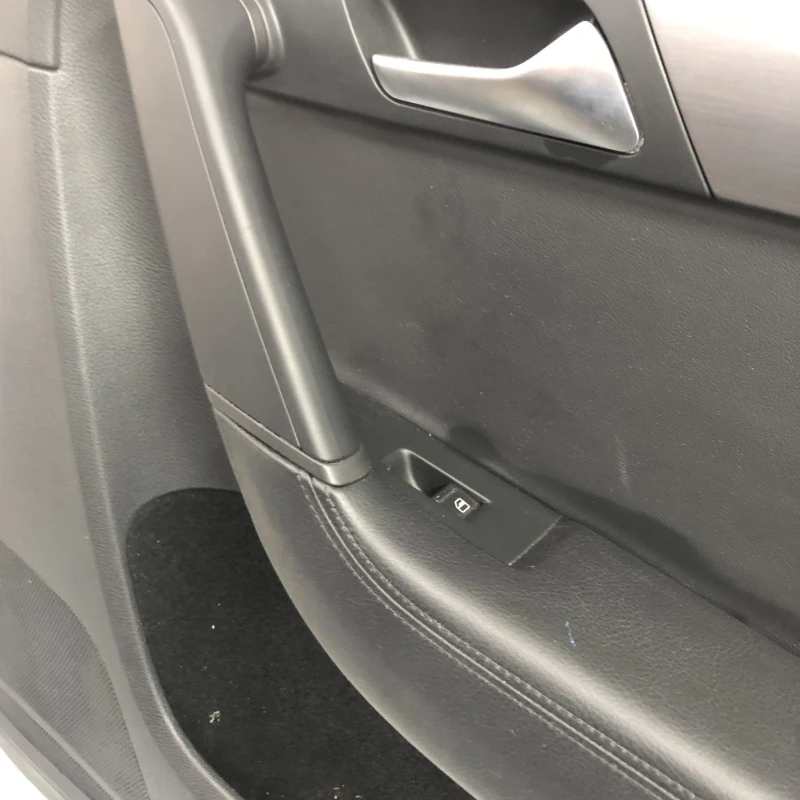 Panou tapiterie usa dreapta spate / Volkswagen Passat B7 2013 / Interior