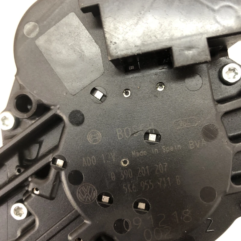Motoras stergator haion / Volkswagen Polo 6R 2010 / Caroserie, oglinzi si faruri