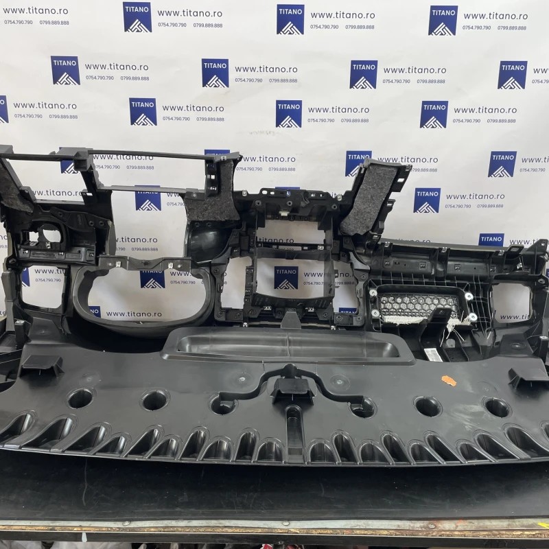 Plansa bord / Volkswagen Sharan 7N 2013 / Interior