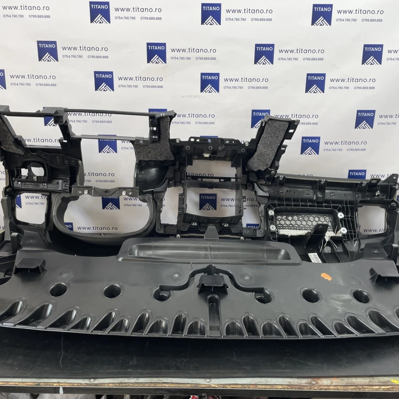 Plansa bord / Volkswagen Sharan 7N 2013 / Interior
