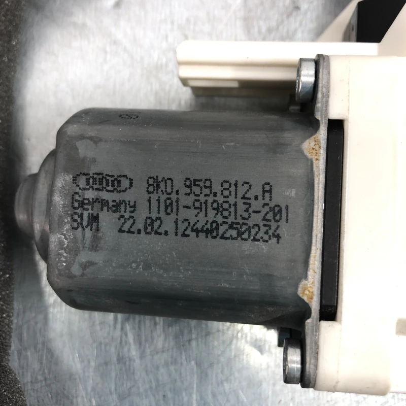 Motoras geam dreapta spate / Skoda Superb II 3T 2012 / Caroserie, oglinzi si faruri