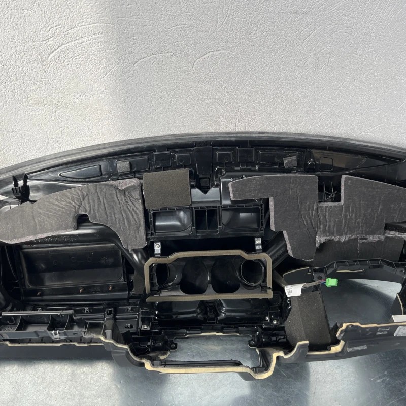 Plansa bord / Volvo V70 V70 2010 / Interior