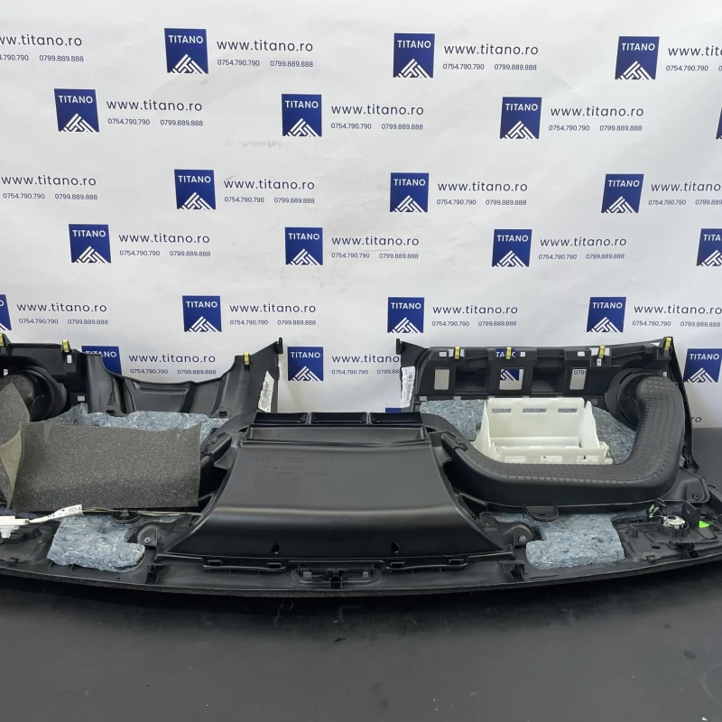 Plansa bord / Toyota Aygo AB40 2020 / Interior