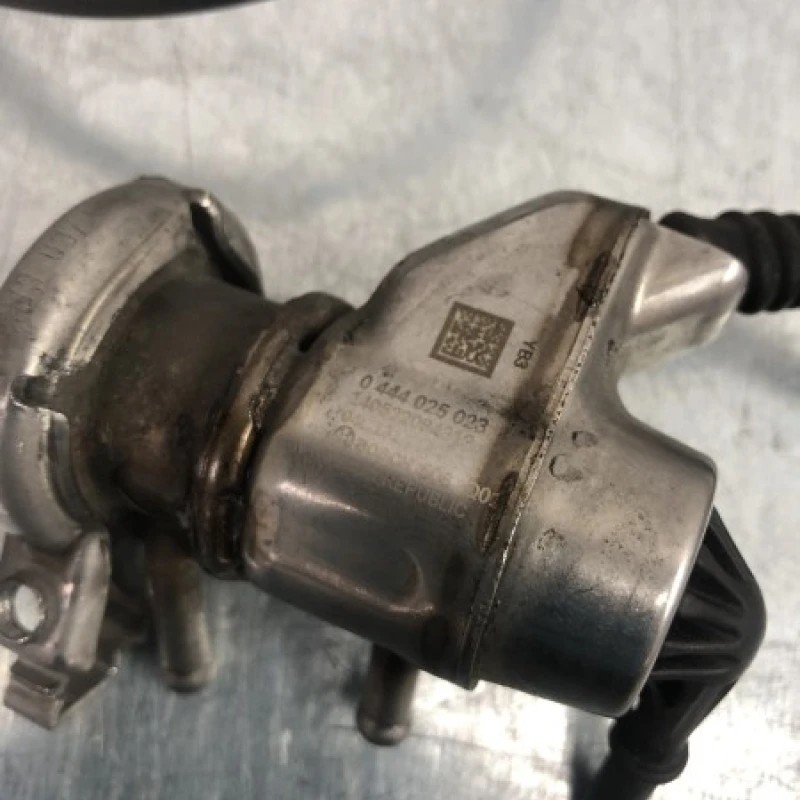 Injector Adblue / Audi A4 B8 facelift 2015 / Motor, racire si evacuare