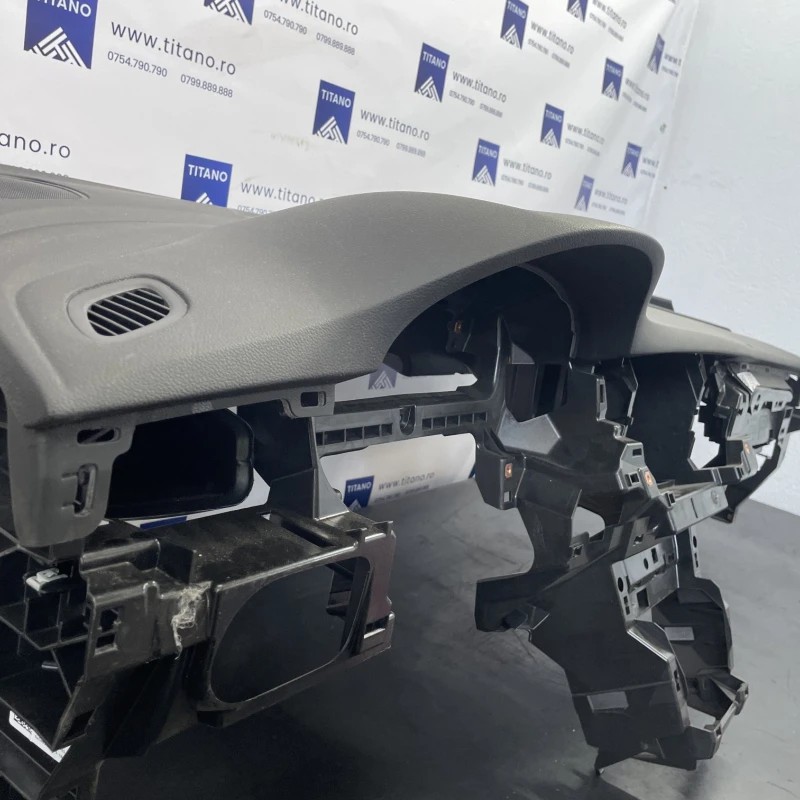 Plansa bord / Opel Astra K 2019 / Interior