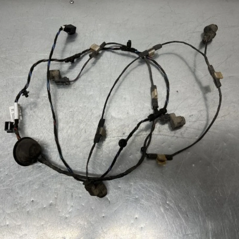 Instalatie senzori parcare fata Skoda 