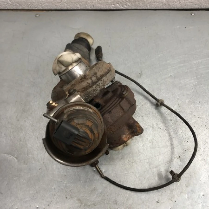 Turbosuflanta turbo turbina Audi 