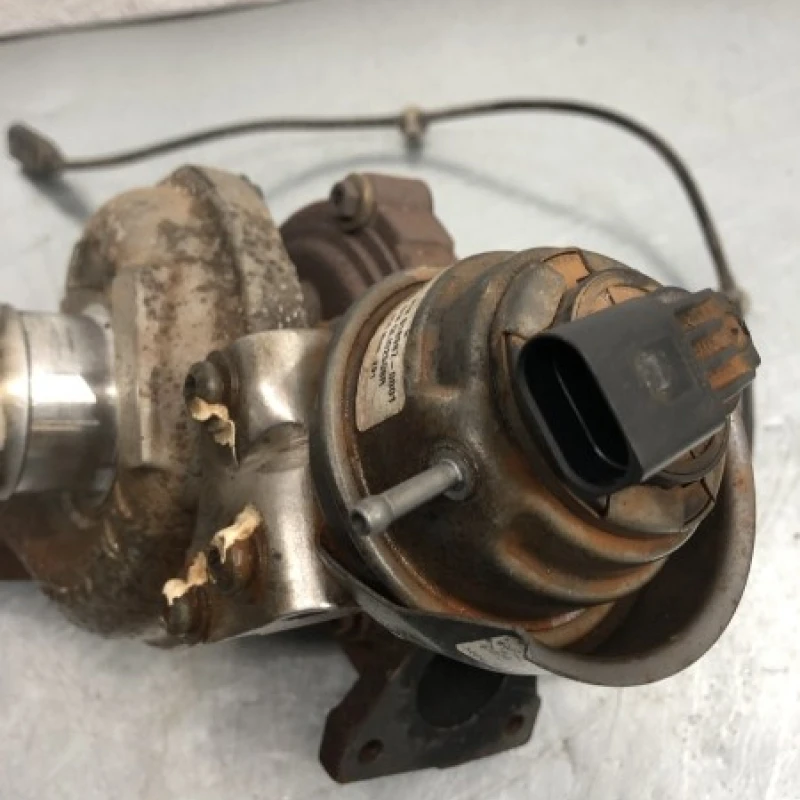 Turbosuflanta turbo turbina / Audi A4 B8 facelift 2014 / Motor, racire si evacuare