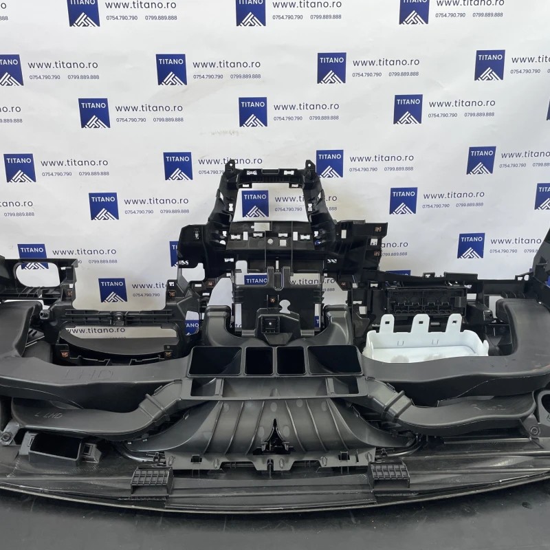 Plansa bord / Opel Astra K 2019 / Interior