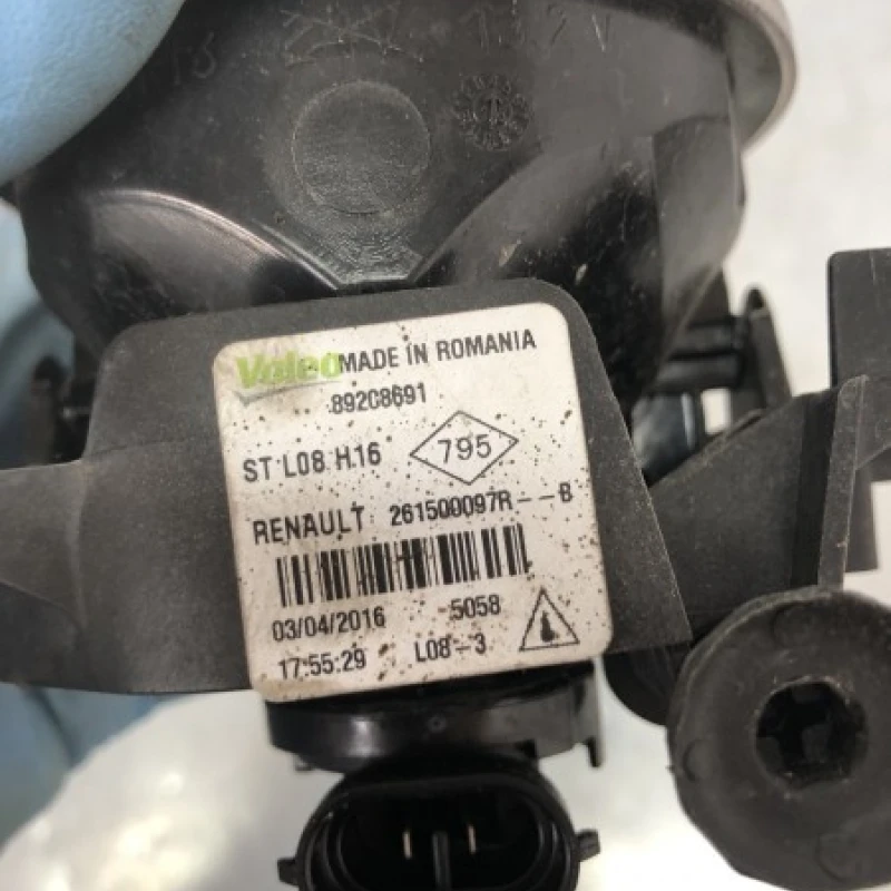Proiector / Dacia Sandero Sandero B90 2016 / Caroserie, oglinzi si faruri