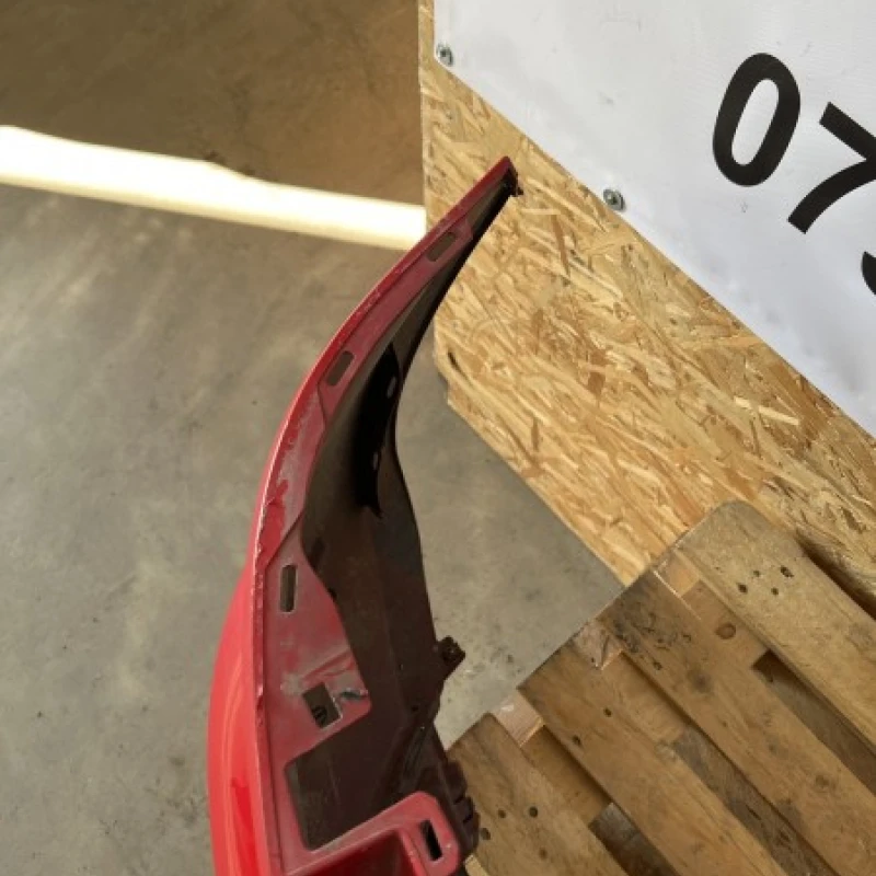 Bara spate / Volkswagen Golf MK6 2011 / Caroserie, oglinzi si faruri