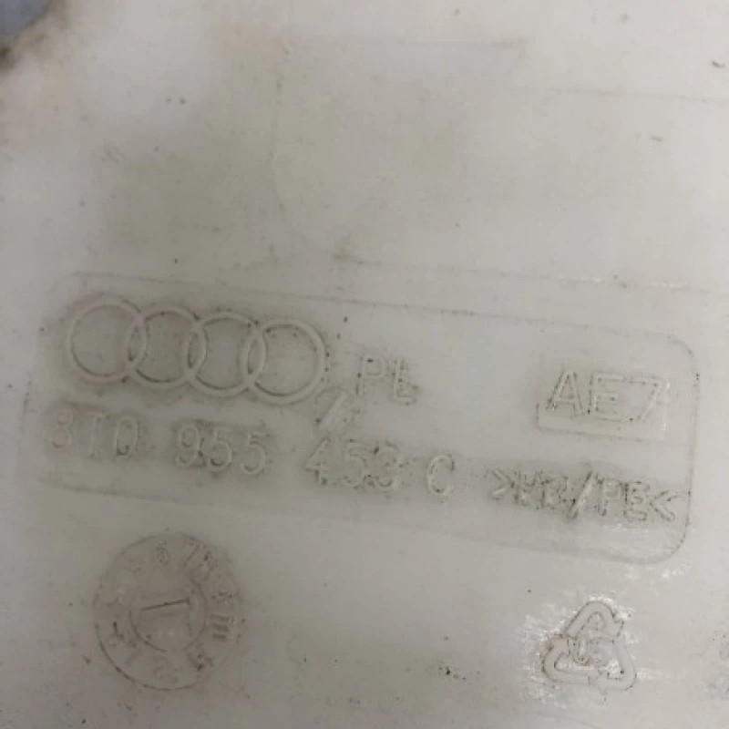 Vas lichid parbriz strop gel / Audi A4 B8 facelift 2014 / Caroserie, oglinzi si faruri