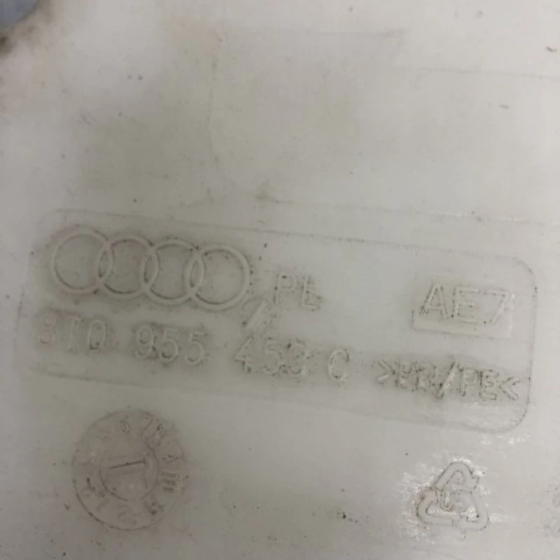 Vas lichid parbriz strop gel / Audi A4 B8 facelift 2014 / Caroserie, oglinzi si faruri