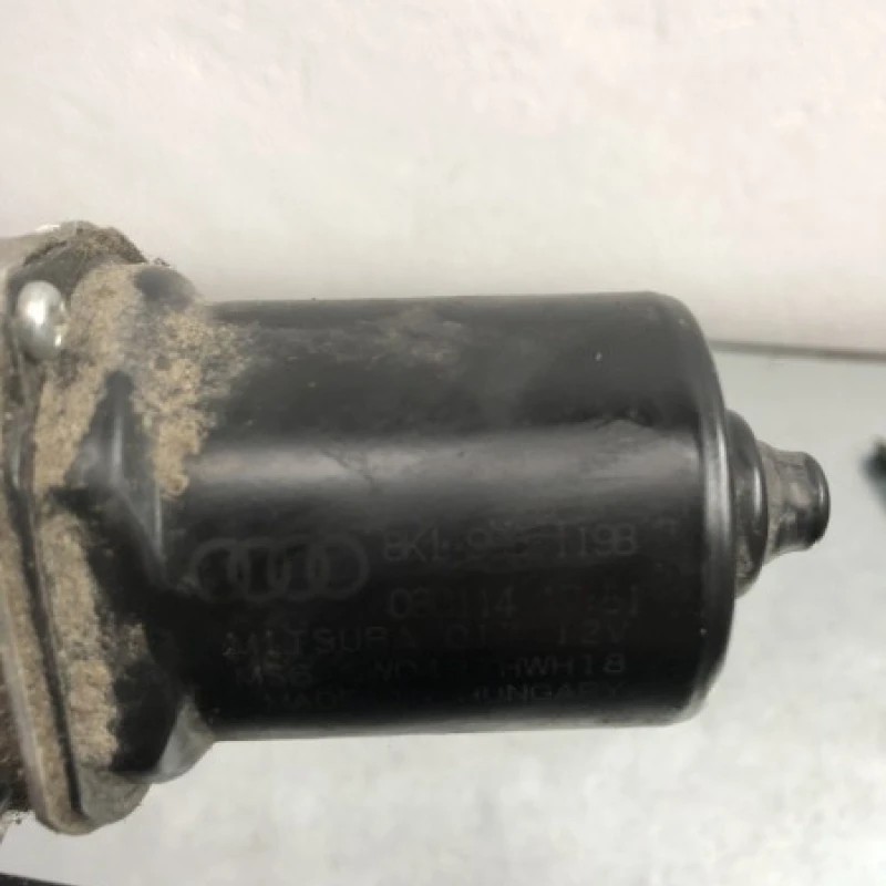 Motoras stergatoare parbriz / Audi A4 B8 facelift 2014 / Caroserie, oglinzi si faruri