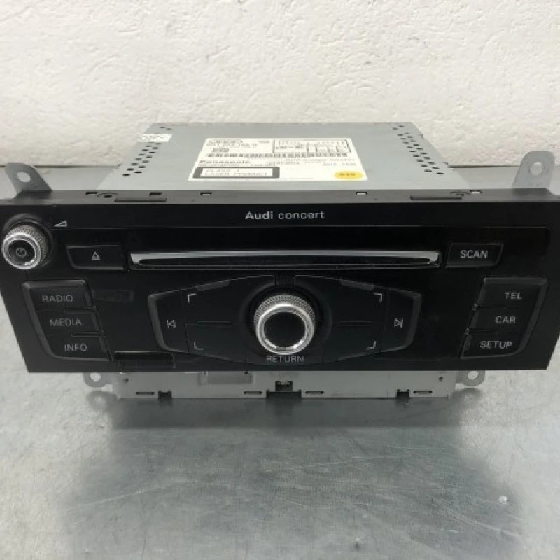 Radio CD / Audi A4 B8 facelift 2014 / Audio si electronice